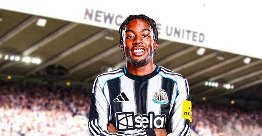 爱游戏-Ning意外战胜曼联，比赛局势复杂引爆全场！的简单介绍