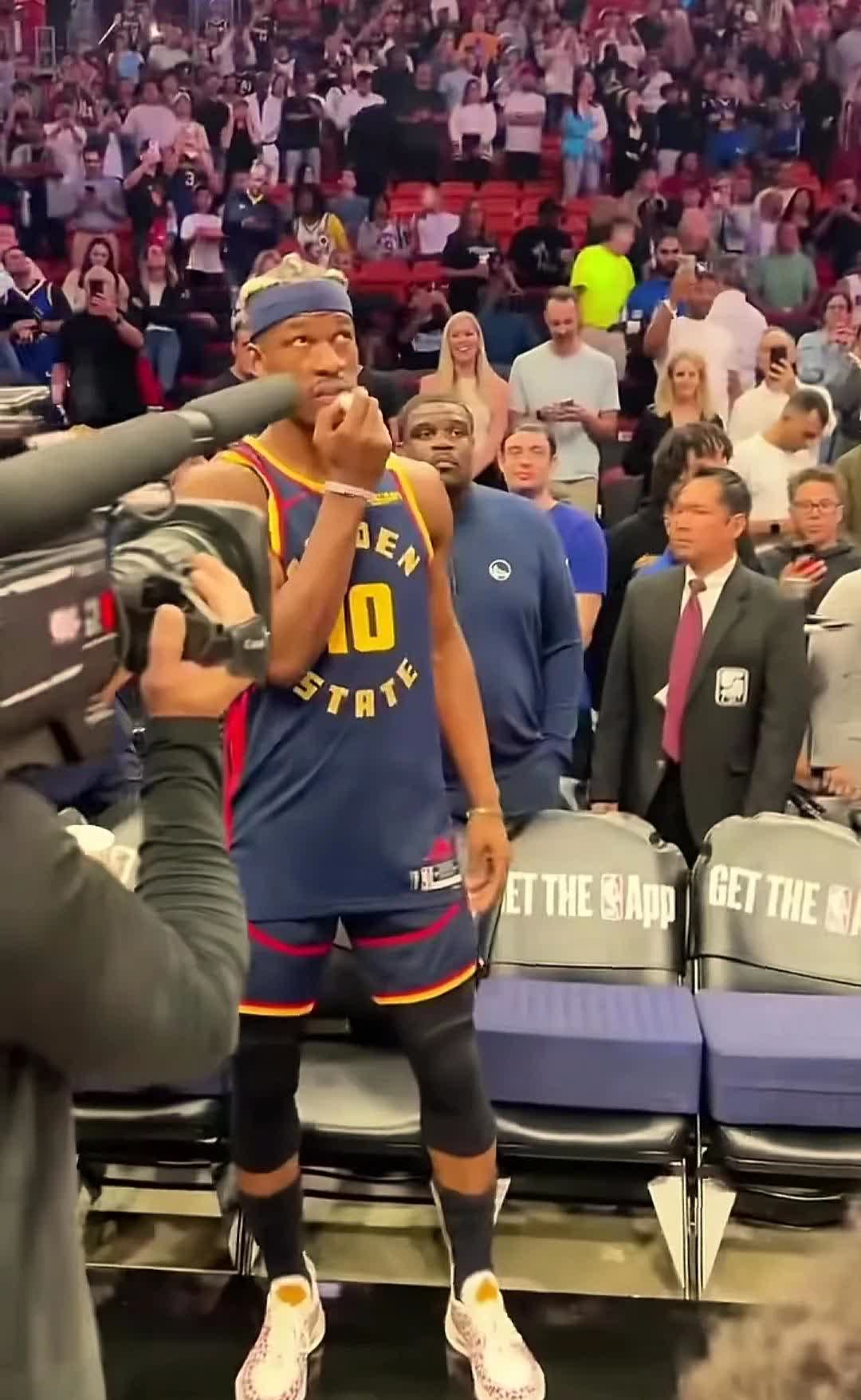 AYX SPORTS-巴特勒迎来七赛季出色发挥，瑞士队观众热烈欢呼！