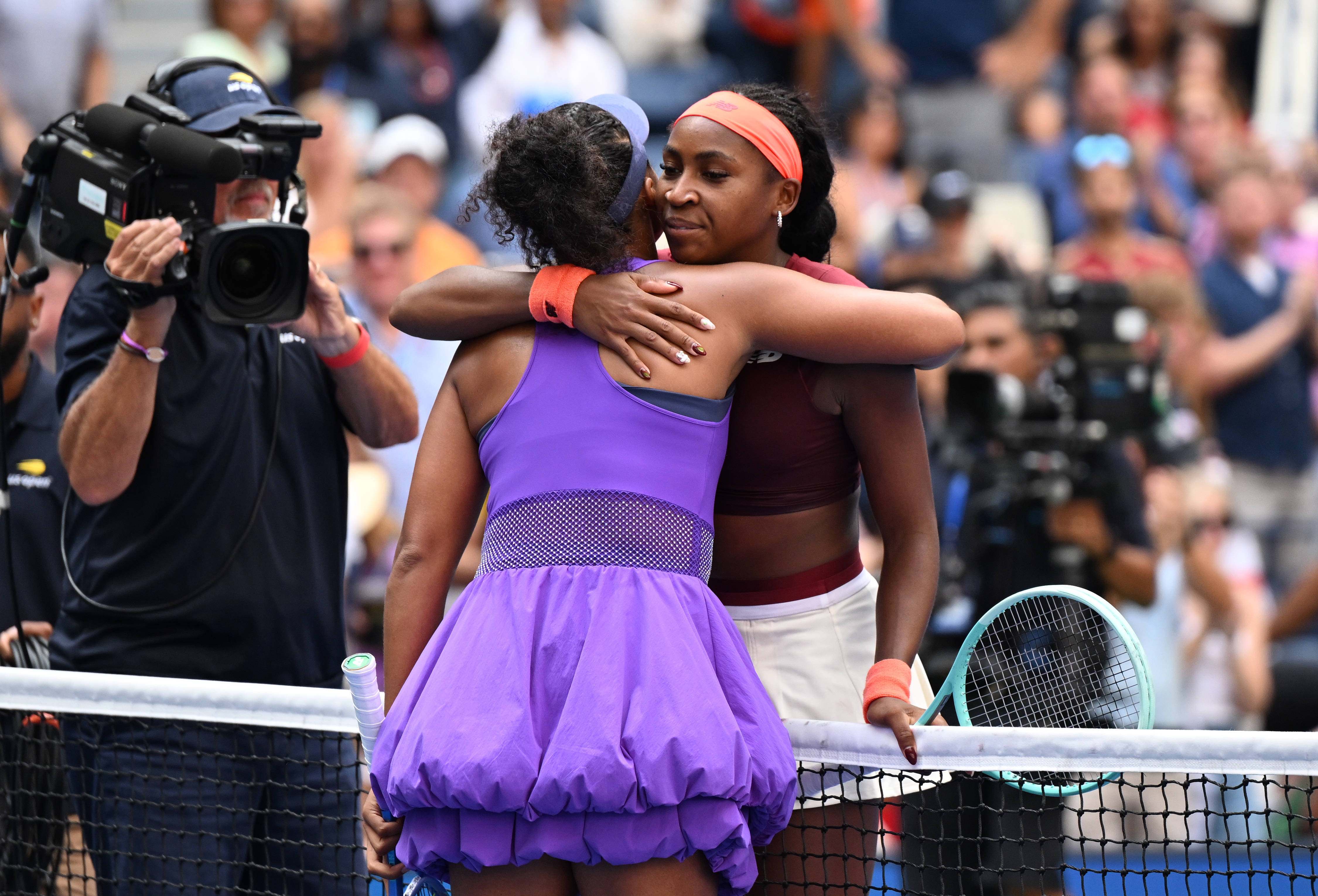 爱游戏-大坂直美巅峰对决，库里与70激战老鹰分钟，突破纪录胜负难料！的简单介绍