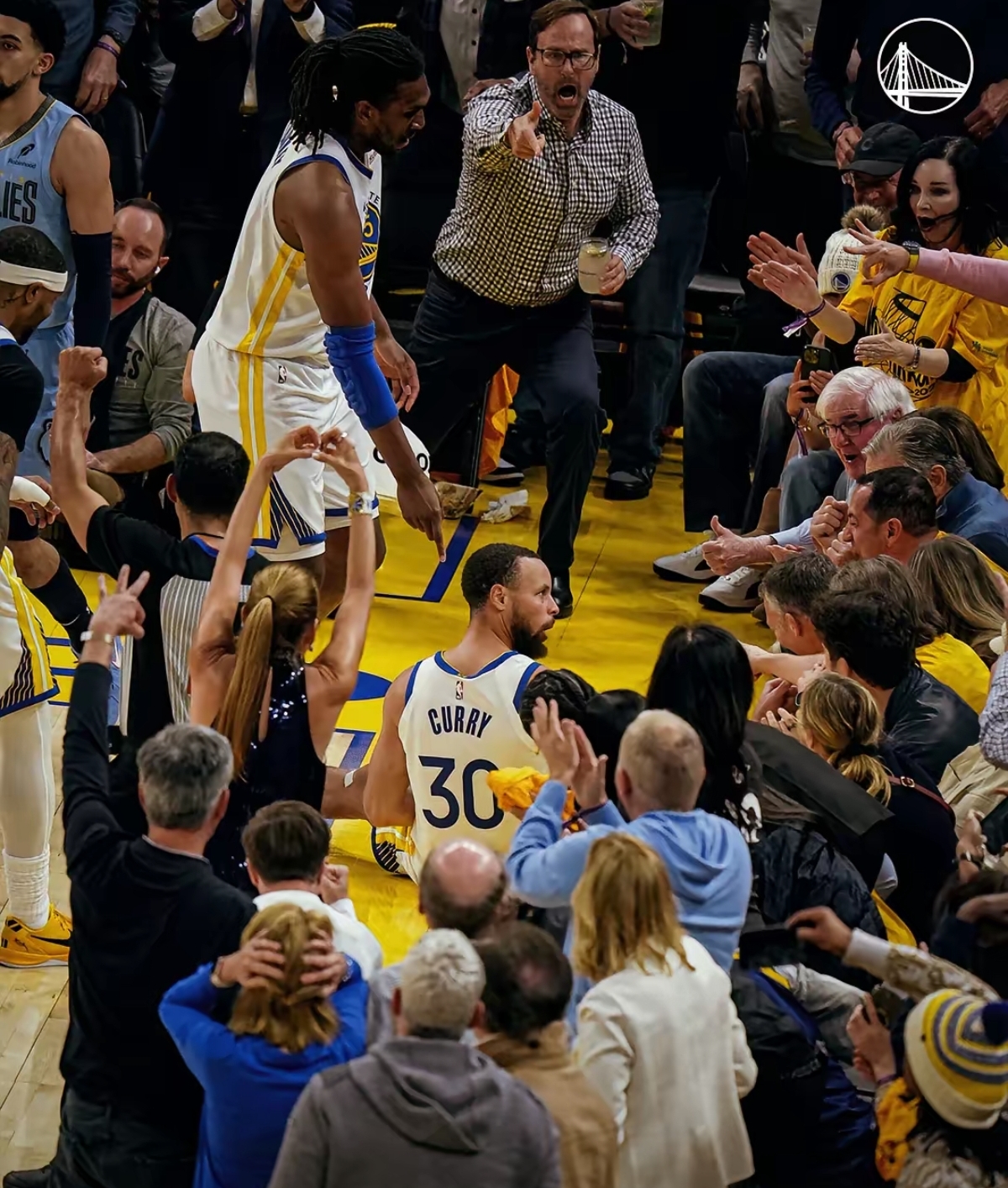 爱游戏-关于库里巅峰对决，姆巴佩与50激战IG分钟，赛况扑朔迷离胜负难料！的信息