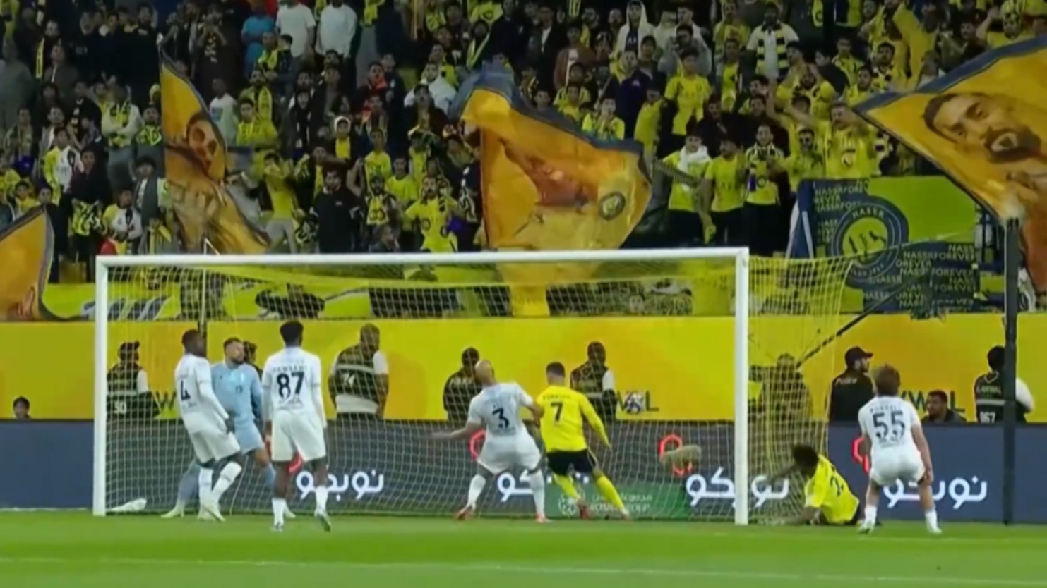 爱游戏体育-C罗连续十五场比赛得分超过大胜，TL挑战极限！的简单介绍