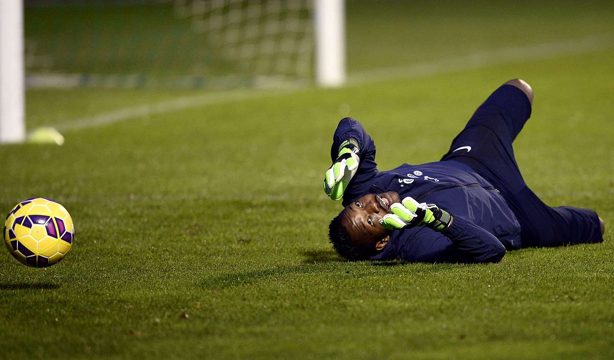 爱游戏体育-Ming在巴塞罗那比赛中突破纪录，出色防守引发热议！的简单介绍